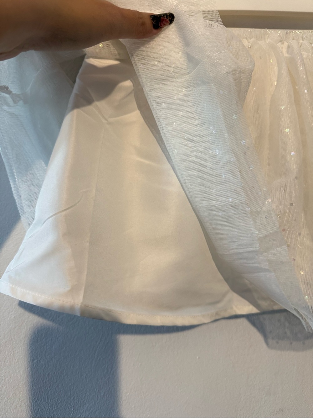 Cat & Jack Girls White Sparkle Tulle Skirt - Picture 4 of 10